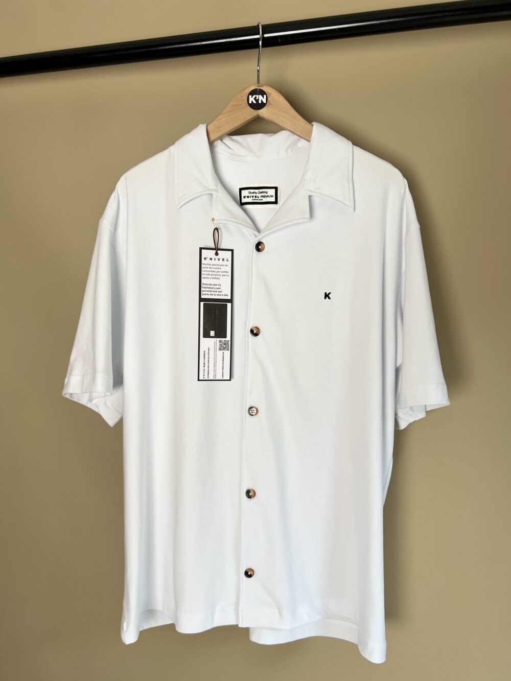 Camisa de algodón blanca